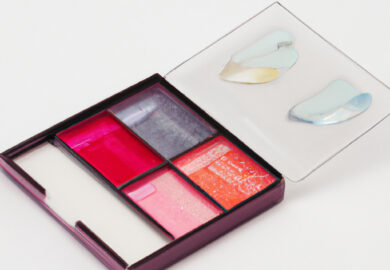 Why Should You Invest in Custom Eyeshadow Boxes?