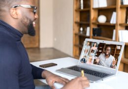 Exploring the Advantages of Virtual Leadership Training Classes for Leading in the Digital Age