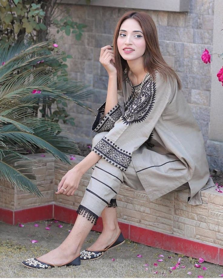 Benefits of Pakistani Designer Clothes Online: Elevate Your Style