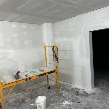 Cleaning Services in Derry NH: Keeping Your Space Pristine