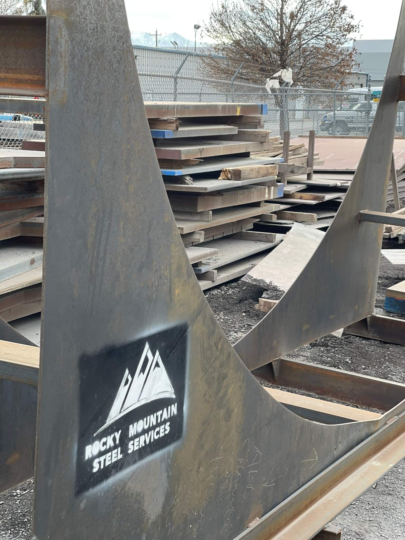 Bend it, Twist it, Strike it: Why AR500 Steel Plate is Always Up for the Challenge.
