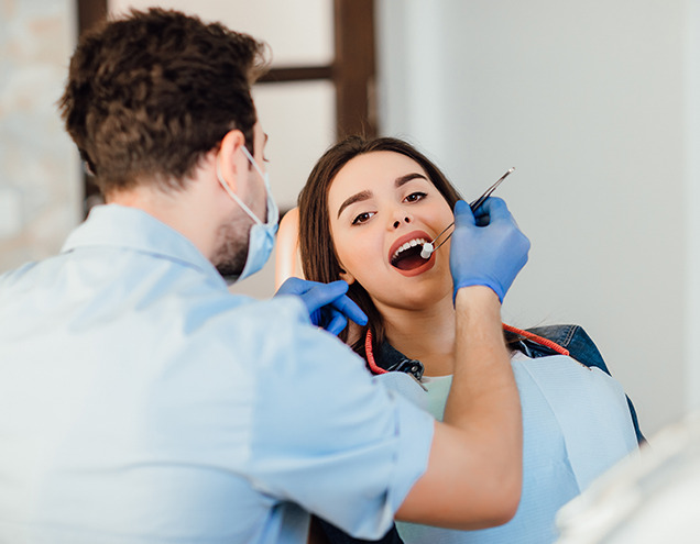 Dentist in Manchester: Your Source for Healthy Smiles
