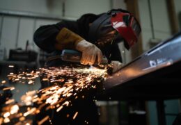 Exploring the Benefits of Cloud-Based ERP for Manufacturing
