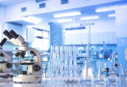 Comparing the Efficacy of Modern vs. Traditional Scientific Laboratory Equipment