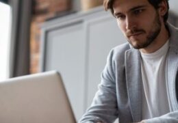 Synergy of Local Mastery and Global Vision: Melbourne SEO Consultant and Global SEO Expert Unite”